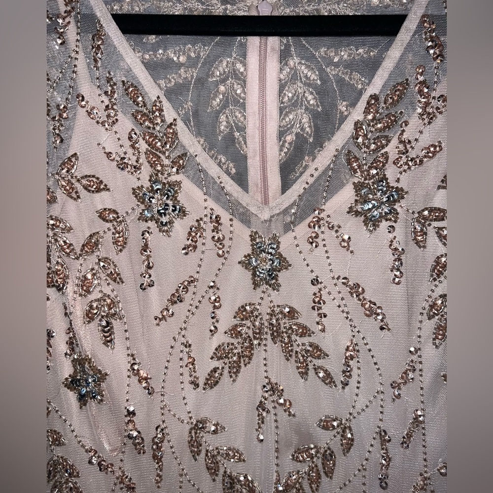 ADRIANNA PAPELL Wome’s Hand Beaded Short Sleeve Floral Godet Gown In Taupe Pink - Picture 8 of 9